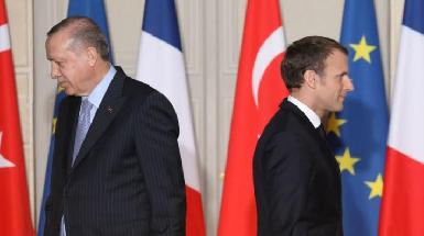 Макрон обвиняет Турцию в сотрудничестве с доверенными лицами ИГ