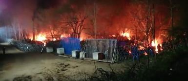 Греция обвинила Турцию в поджоге палаток в лагере мигрантов на границе