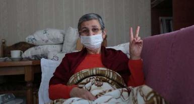 Турция временно освободила курдского депутата Лейлу Гувен