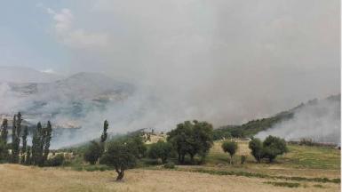 Турецкий обстрел вызвал пожар в пограничной деревне Курдистана