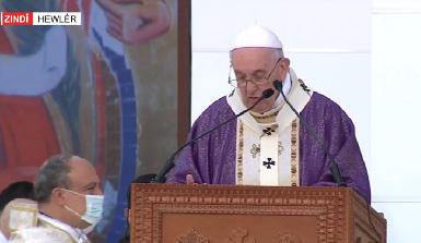 Папа Франциск прибыл на стадион "Франсо Харири" в Эрбиле, чтобы возглавить мессу
