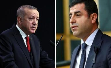 Курдский лидер Турции получил срок за оскорбление Эрдогана