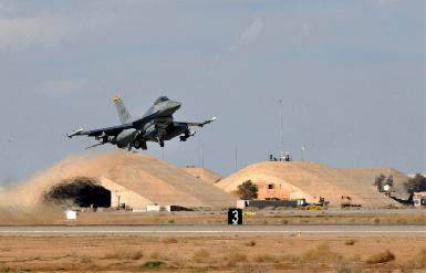 Обучающие иракских солдат подрядчики США уходят с иракской авиабазы