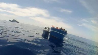 Лодка мигрантов затонула у острова Греции