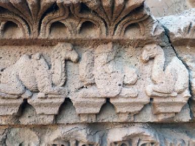 Археологов изумили обнаруженные изображения верблюдов в древнем храме