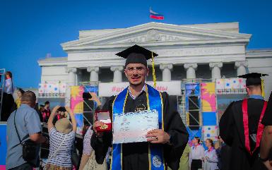 Курдский студент вошел в число лучших выпускников 2024 года