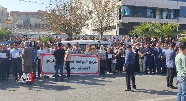 Протесты государственных служащих и безработных врачей в Сулеймании