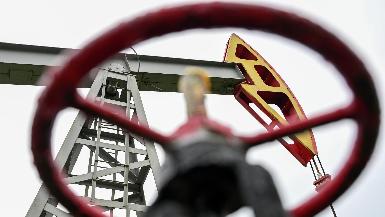 Ирак перевозит нефтепродукты через Сирию на грузовиках, пишет Bloomberg