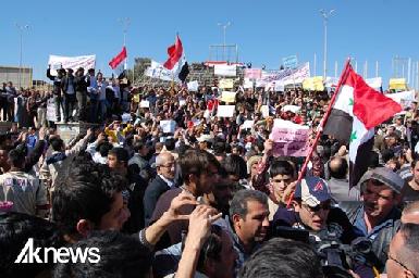 Мосул: армия против демонстрантов и губернатора