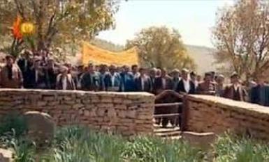 Делегация Лестерского университета посетила могилу Барзани