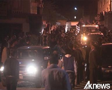 Взрыв шумовой гранаты у казарм в Турецком Курдистане