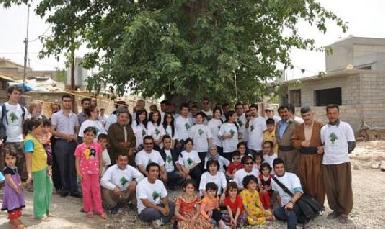 Курдские артисты спасли 200-летнее дерево